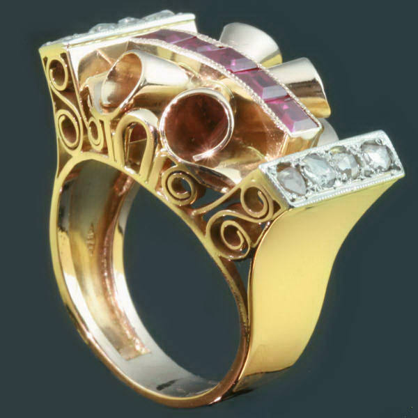 Sturdy pink gold retro ring with rose cut diamonds and carre cut rubies (image 7 of 15)